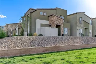 Photo #3: 2666496 Listing