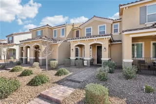 Photo #2: 2666508 Listing