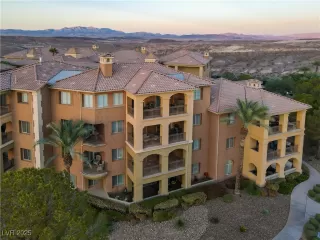 Photo #5: 2666533 Listing