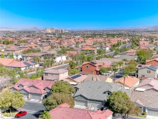 Photo #6: 2666544 Listing