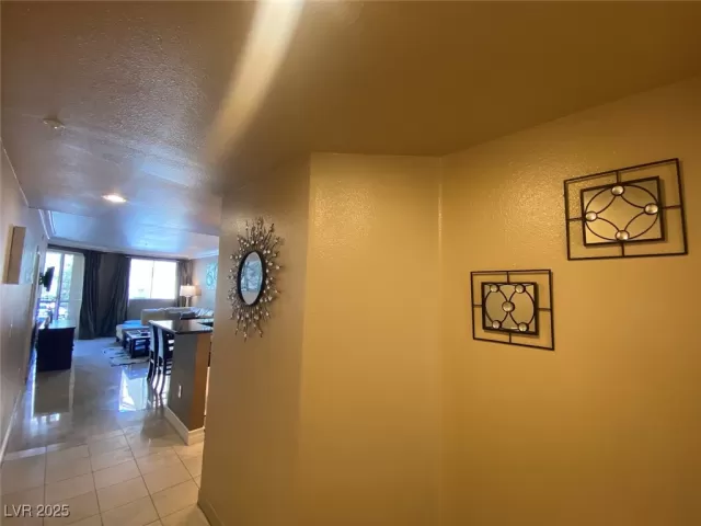 MLS: 2666558 Condo For Sale