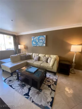Photo #2: 2666558 Listing 