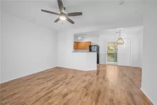 Photo #2: 2666574 Listing 