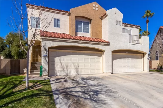 MLS: 2666579 Condo For Sale