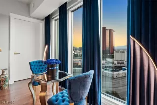 Photo #4: 2666618 Listing