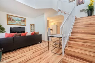 Photo #5: 2666720 Listing