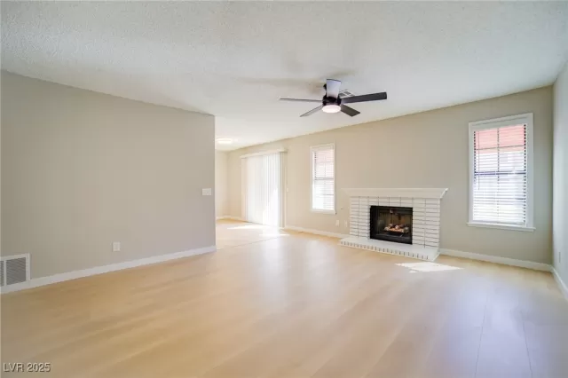 MLS: 2666727 Condo For Sale