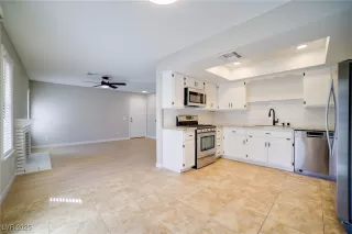 Photo #2: 2666727 Listing 