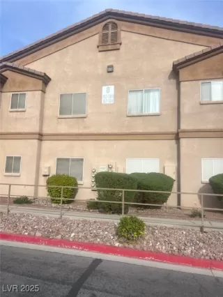 Photo #1: 2666750 Listing