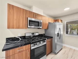 Photo #4: 2666794 Listing