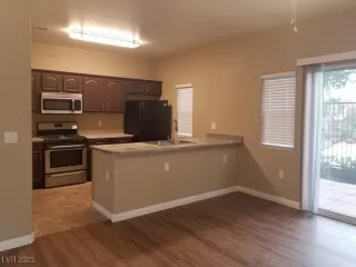 Photo #4: 2666796 Listing 