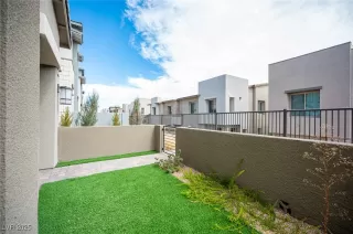 Photo #4: 2666798 Listing 
