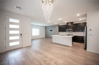 Photo #5: 2666798 Listing 