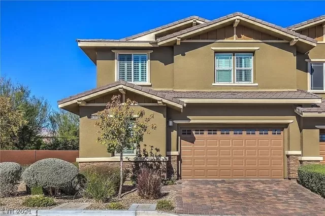 MLS: 2666801 Condo For Sale