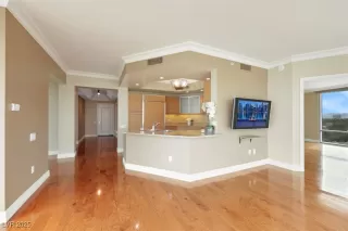 Photo #3: 2666830 Listing 