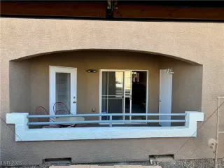 Photo #3: 2666880 Listing