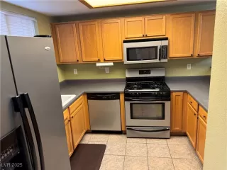 Photo #4: 2666880 Listing