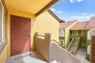 Photo #6: 2666883 Listing