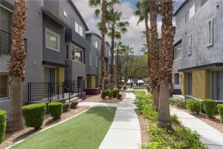 Photo #2: 2666904 Listing 