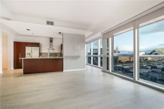 Photo #5: 2666908 Listing 