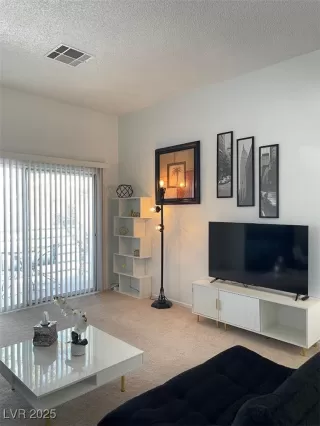 Photo #2: 2666914 Listing 