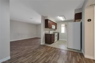 Photo #6: 2666944 Listing