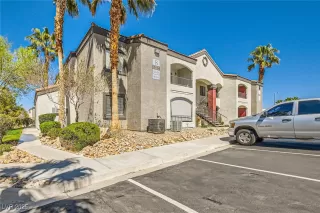 Photo #4: 2666969 Listing