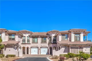 Photo #1: 2666977 Listing 