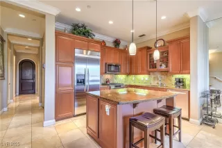 Photo #3: 2666977 Listing 