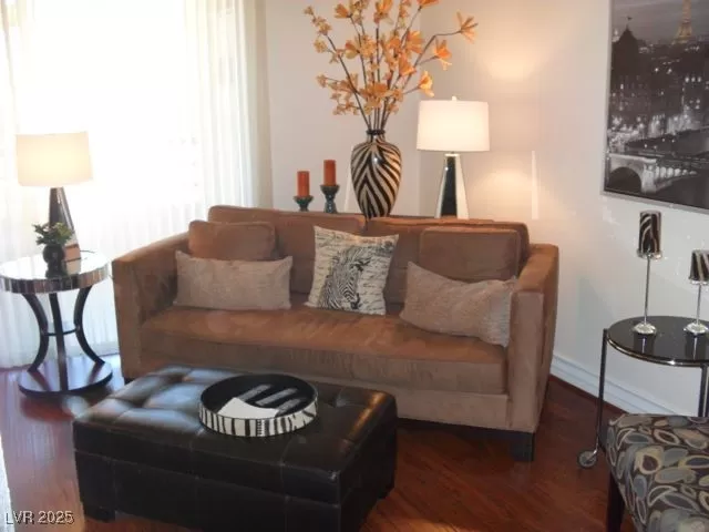 MLS: 2666978 Condo For Sale