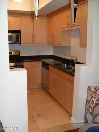 Photo #4: 2666978 Listing 