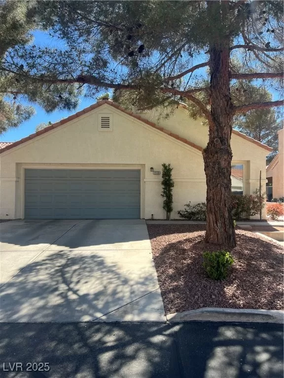 MLS: 2667015 Condo For Sale