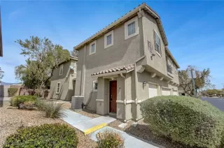 Photo #4: 2667031 Listing 