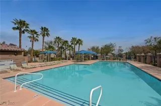 Photo #5: 2667031 Listing 