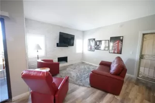 Photo #3: 2667055 Listing 