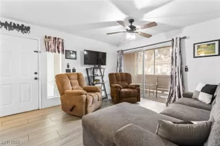 Photo #4: 2667104 Listing