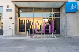 Photo #1: 2667115 Listing 