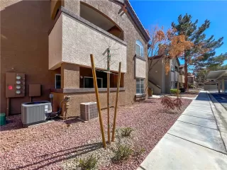 Photo #3: 2667134 Listing 