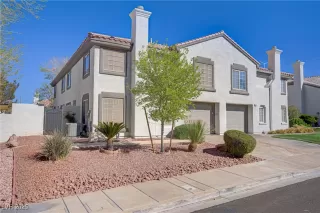 Photo #1: 2667139 Listing 