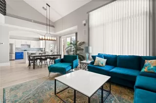 Photo #4: 2667149 Listing