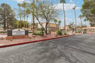 Photo #5: 2667189 Listing