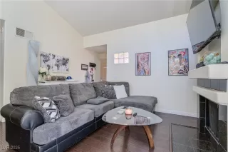 Photo #6: 2667196 Listing