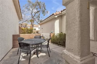 Photo #3: 2667205 Listing