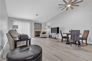 Photo #6: 2667205 Listing