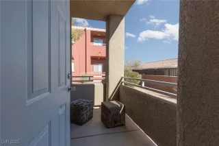 Photo #2: 2667241 Listing 