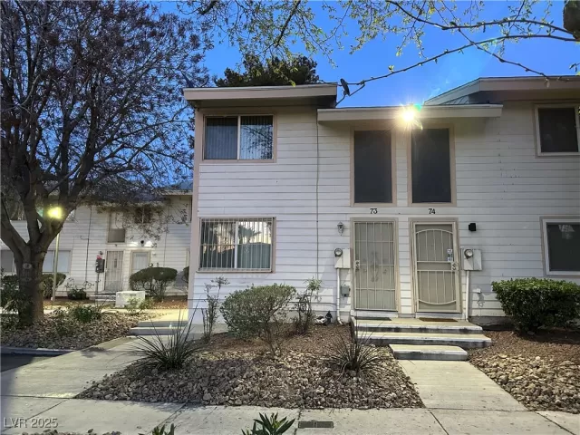 MLS: 2667252 Condo For Sale