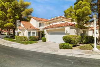 Photo #2: 2667264 Listing