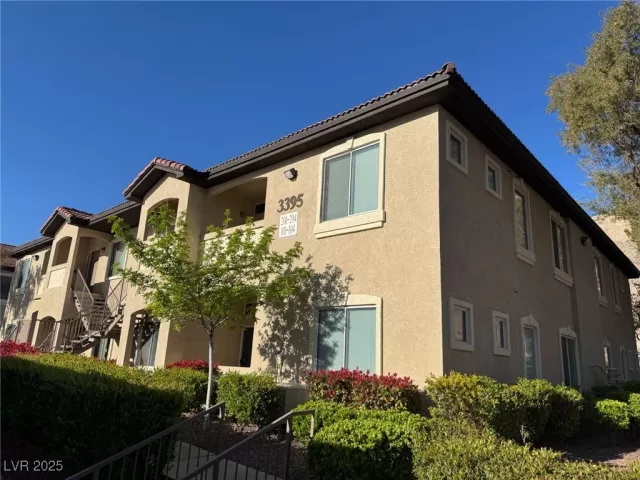 MLS: 2667284 Condo For Sale