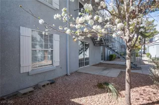 Photo #3: 2667289 Listing 