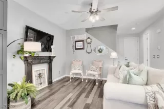 Photo #3: 2667303 Listing